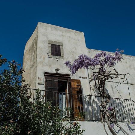 ヴィエステ Torre La Mezzaluna Bed & Breakfast エクステリア 写真